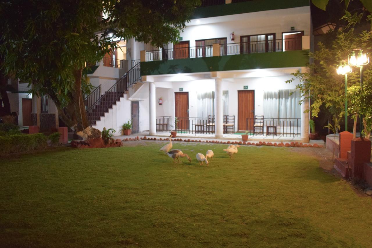 One Hotels Jim Corbett Garjia Exterior foto